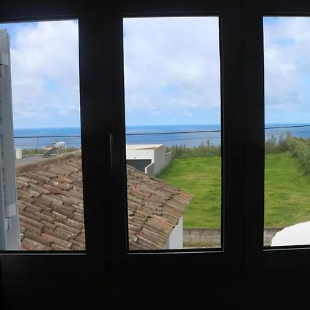 Guest house Casa Camarinhas Raal 542- Casa Partilhada *