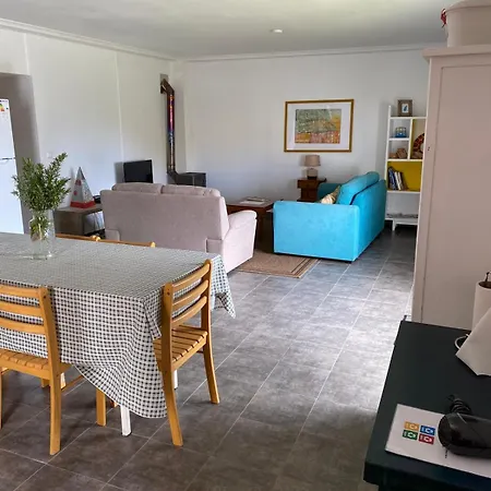 Casa Camarinhas Raal 542- Casa Partilhada Guest house