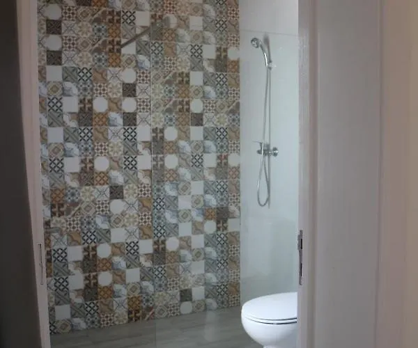 Casa Camarinhas Raal 542- Casa Partilhada 3* Ginetes