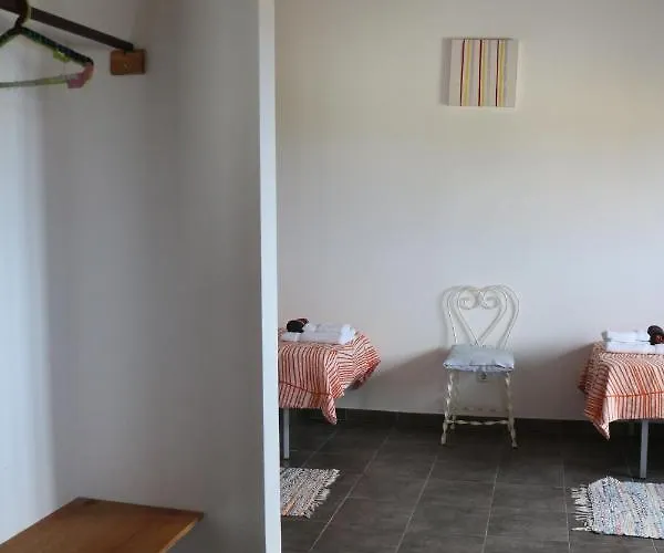 Casa Camarinhas Raal 542- Casa Partilhada Gasthof Ginetes