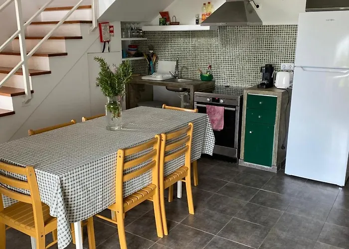 Casa Camarinhas Raal 542- Casa Partilhada Ginetes